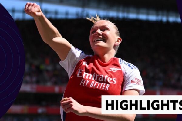 Arsenal beat Man Utd in seven-goal thriller