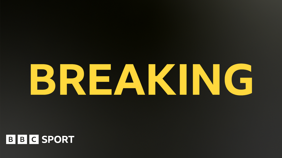 Shankland completes move to Rangers from Hearts