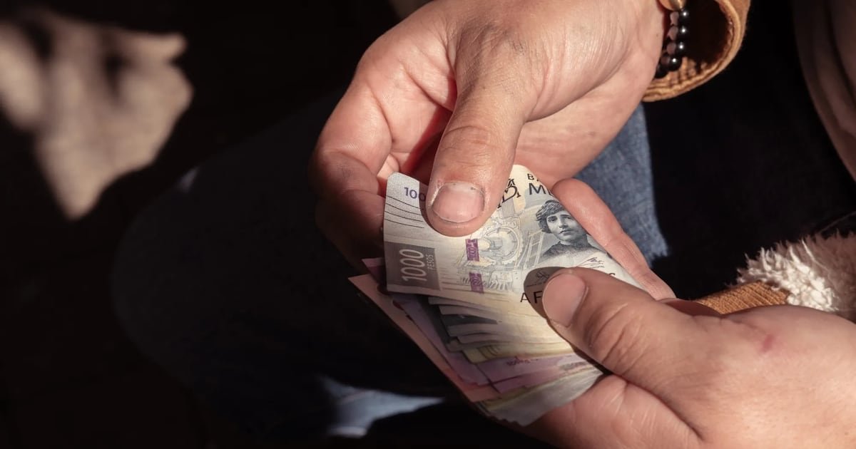 La informalidad impulsa el reinado del efectivo en México – El Financiero