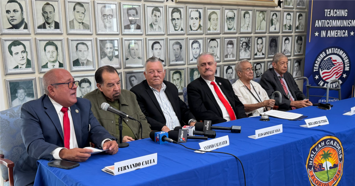 Exilio cubano respalda acusación de EEUU contra Raúl Castro desde la Brigada 2506